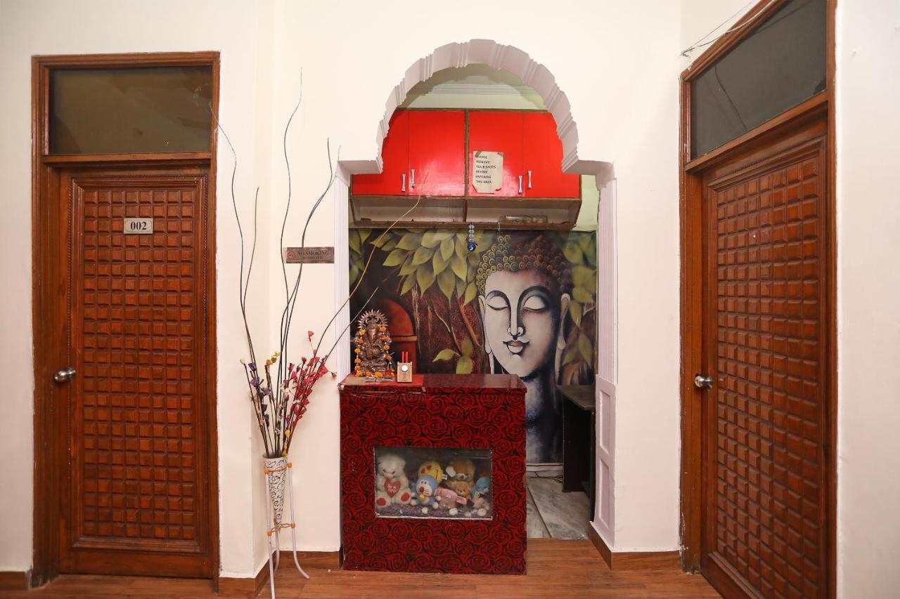 Oyo Stay The Castle Near M2K Cinemas Rohini New Delhi Exterior photo